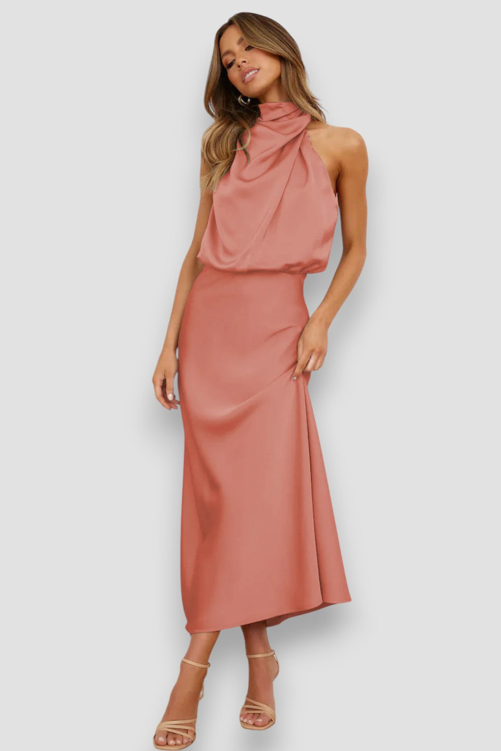 Adèle | Robe longue satinée à col drapé pour femme
