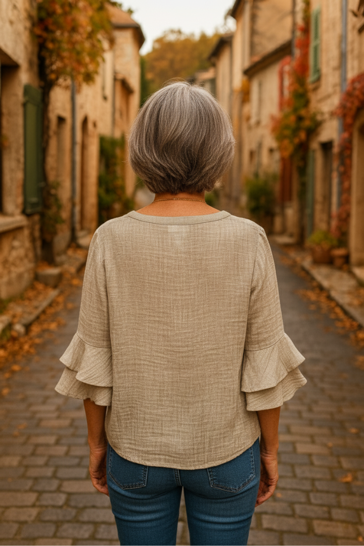 Calipso | Blouse Élégante à Broderie Florale et Manches Volants pour Femmes