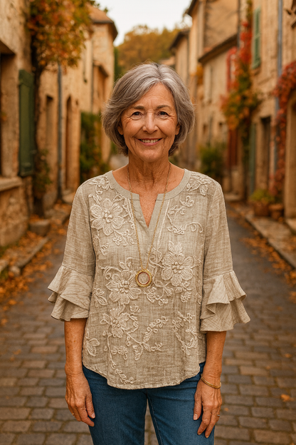 Calipso | Blouse Élégante à Broderie Florale et Manches Volants pour Femmes