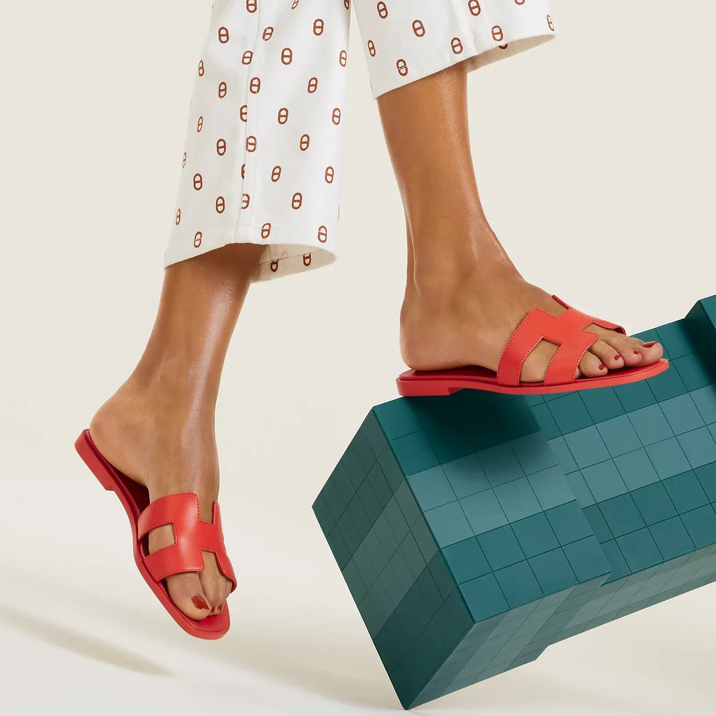 Viviane | Sandales Plates Élégantes à Bride Découpée pour Femme