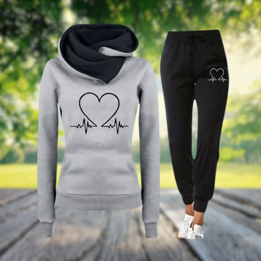 Nola | Ensemble décontracté à capuche avec motif cœur pour femme