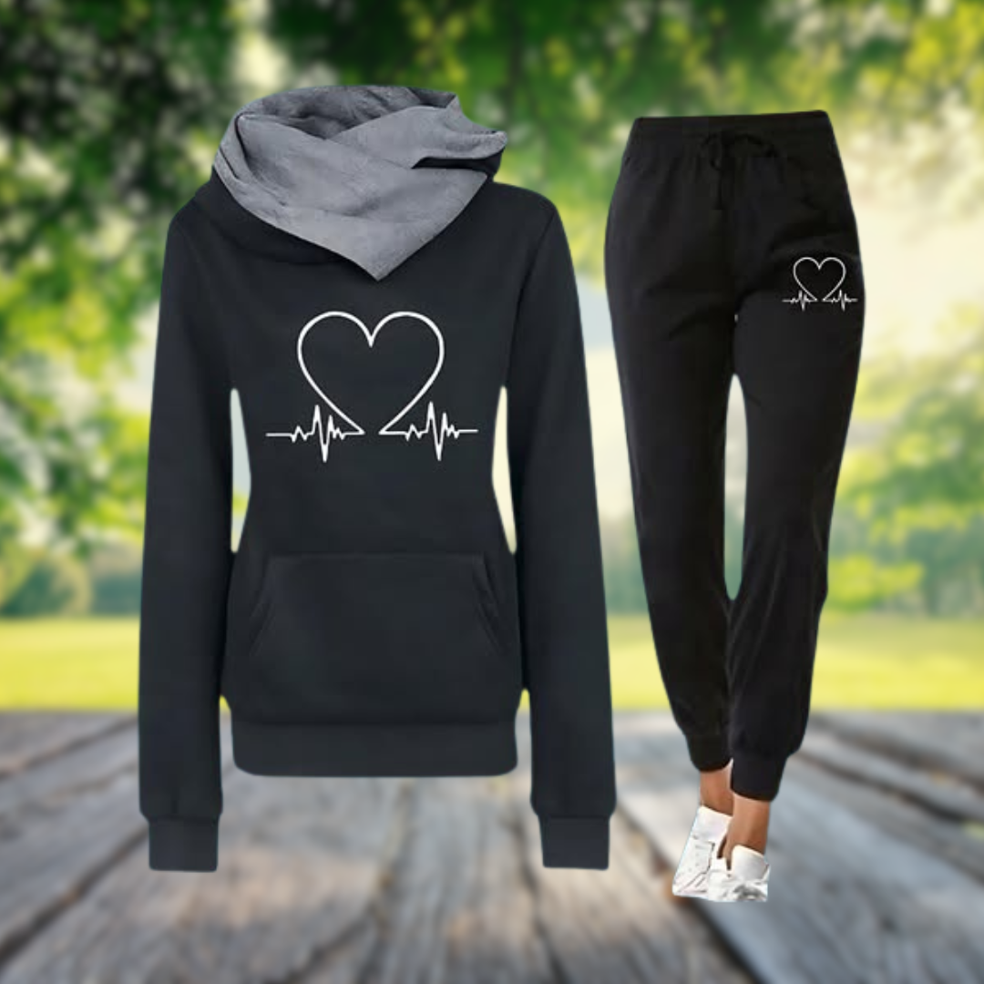 Nola | Ensemble décontracté à capuche avec motif cœur pour femme